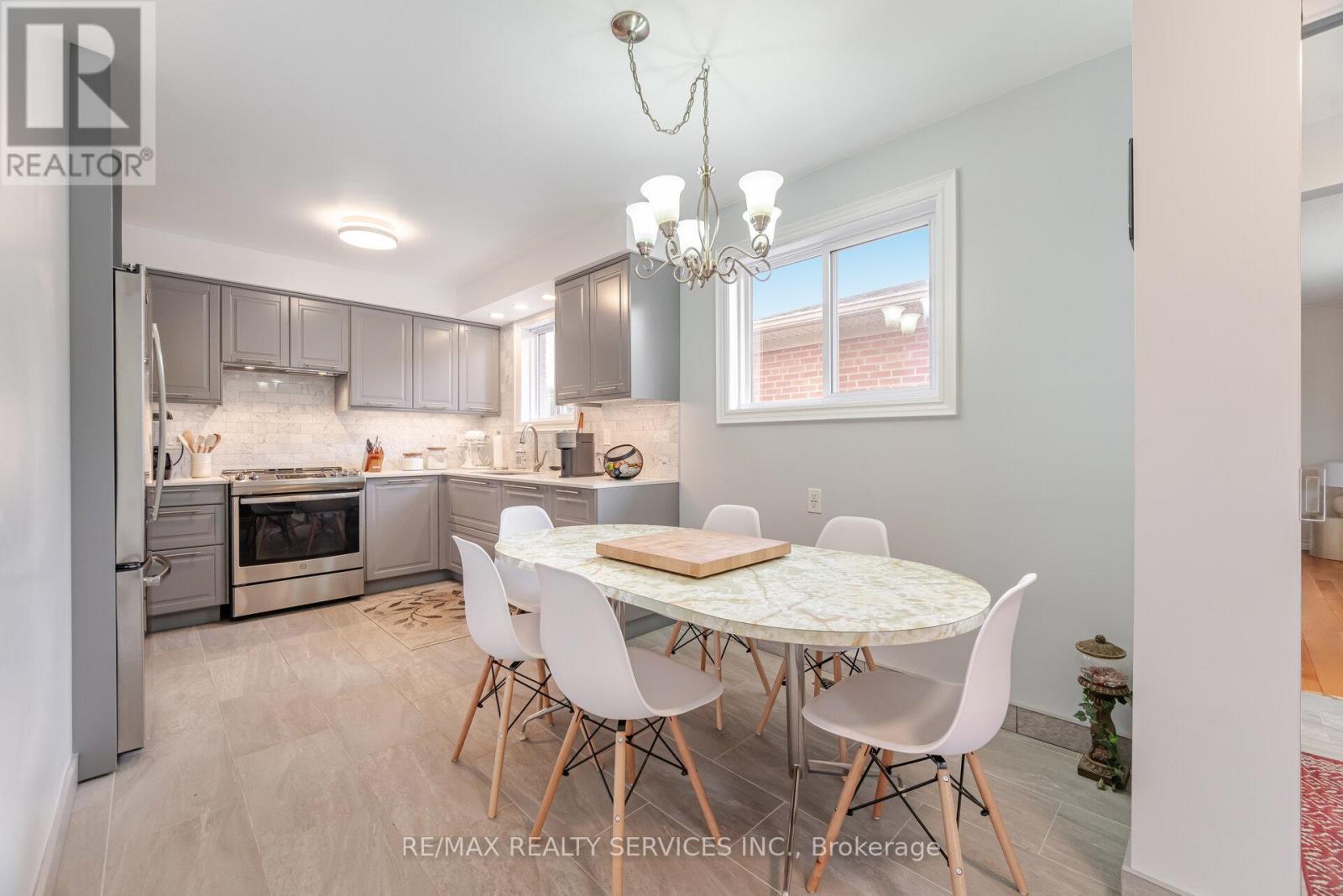Property at 7541 DARCEL AVENUE image 3
