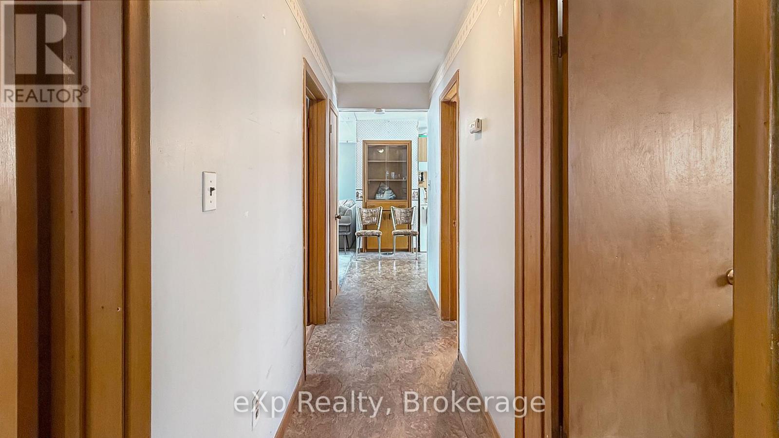 815 Albert Street E, West Grey, Ontario  N0G 1C0 - Photo 11 - X12048412
