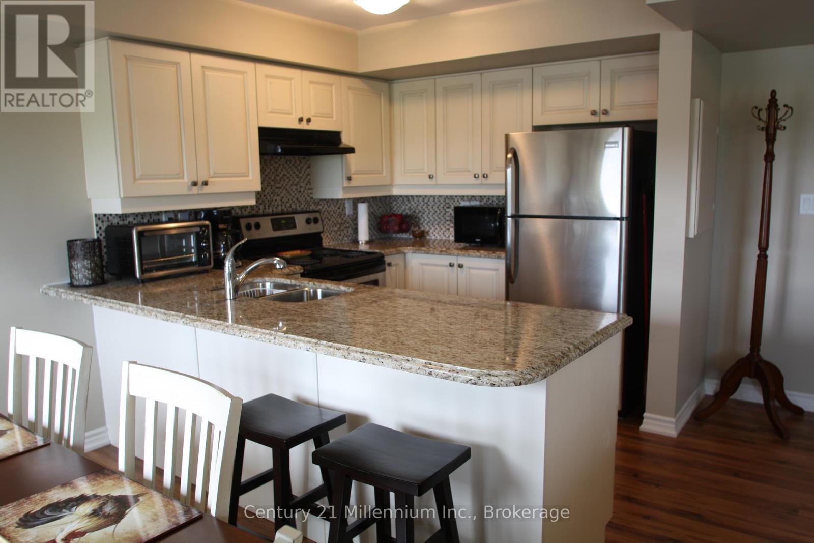 10 Joseph Trail, Collingwood, Ontario  L9Y 0J2 - Photo 8 - S12334969