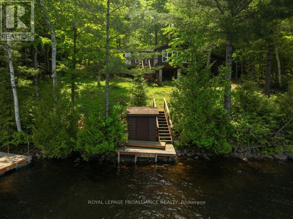 1045 WHEATLEY LANE, North Frontenac, Ontario