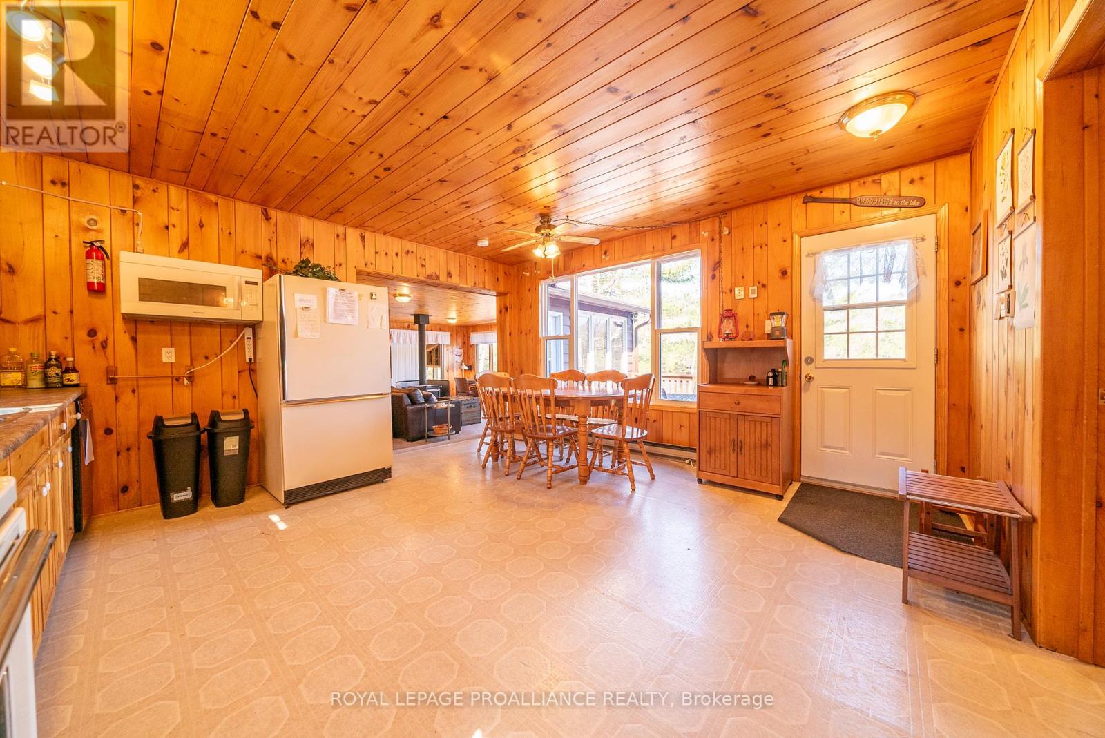 1045 Wheatley Lane, North Frontenac, Ontario  K0H 1K0 - Photo 12 - X12101462