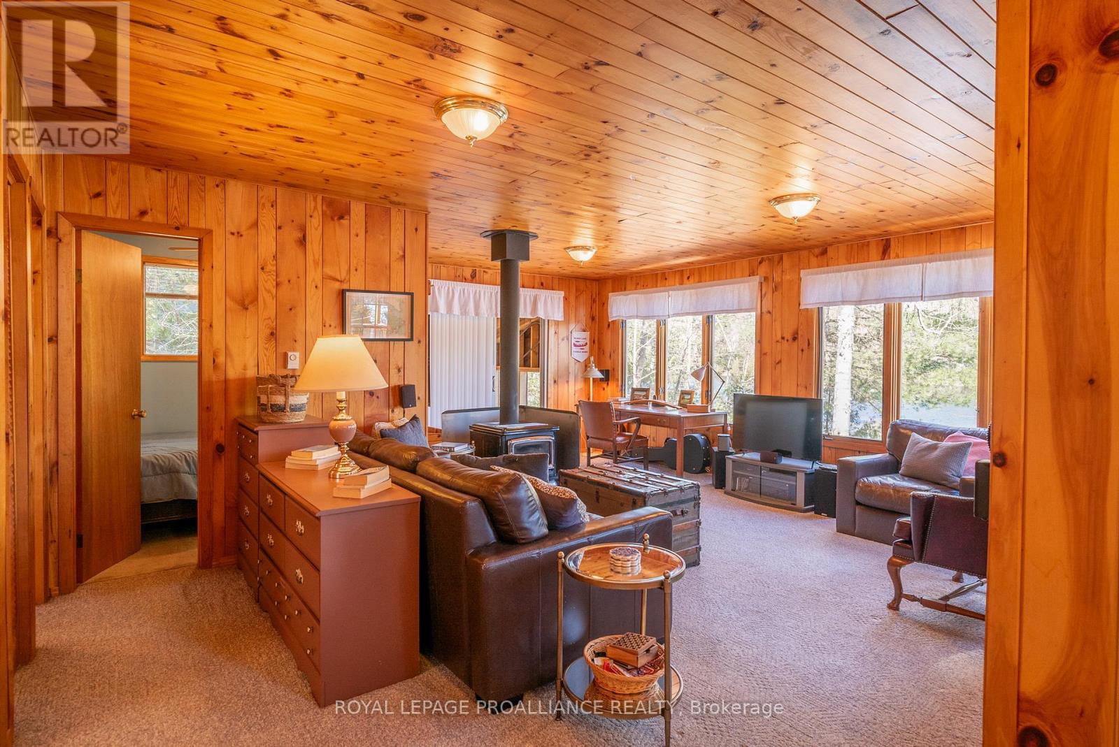 1045 Wheatley Lane, North Frontenac, Ontario  K0H 1K0 - Photo 25 - X12101462
