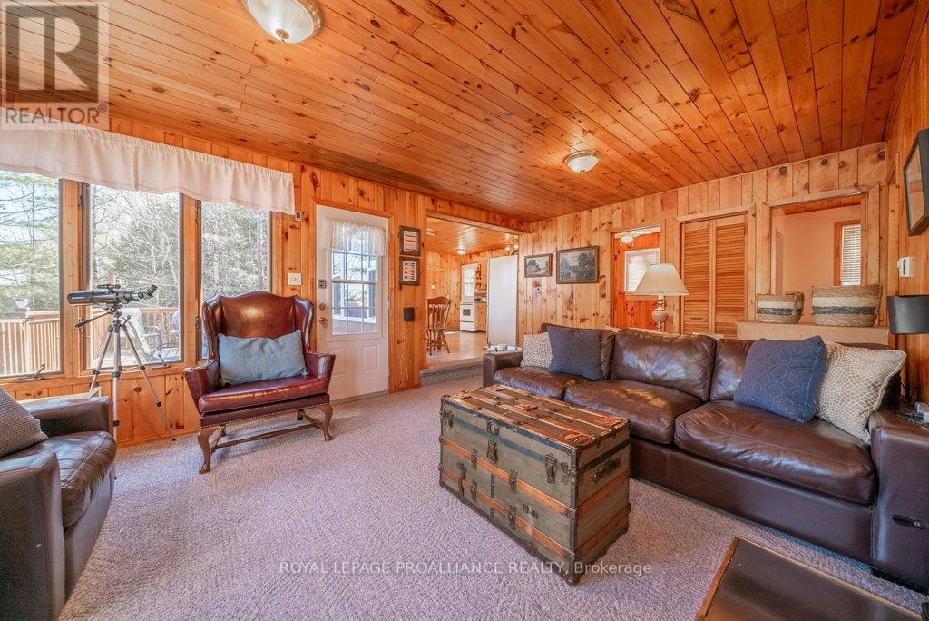 1045 Wheatley Lane, North Frontenac, Ontario  K0H 1K0 - Photo 26 - X12101462