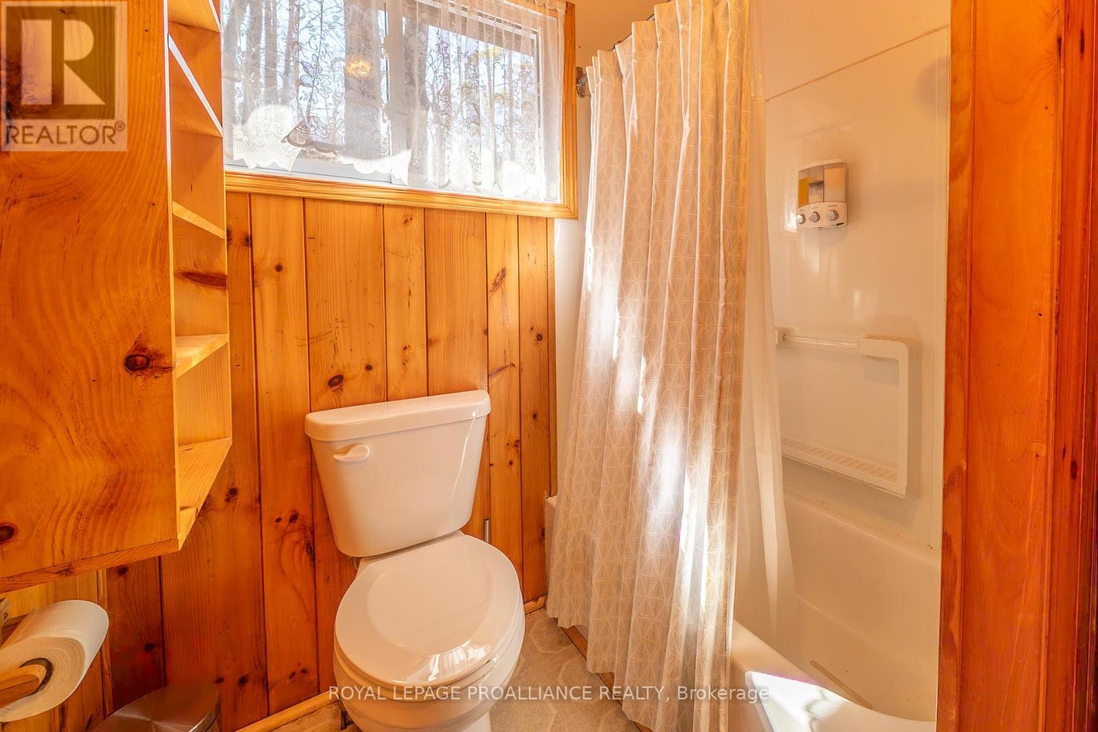 1045 Wheatley Lane, North Frontenac, Ontario  K0H 1K0 - Photo 34 - X12101462