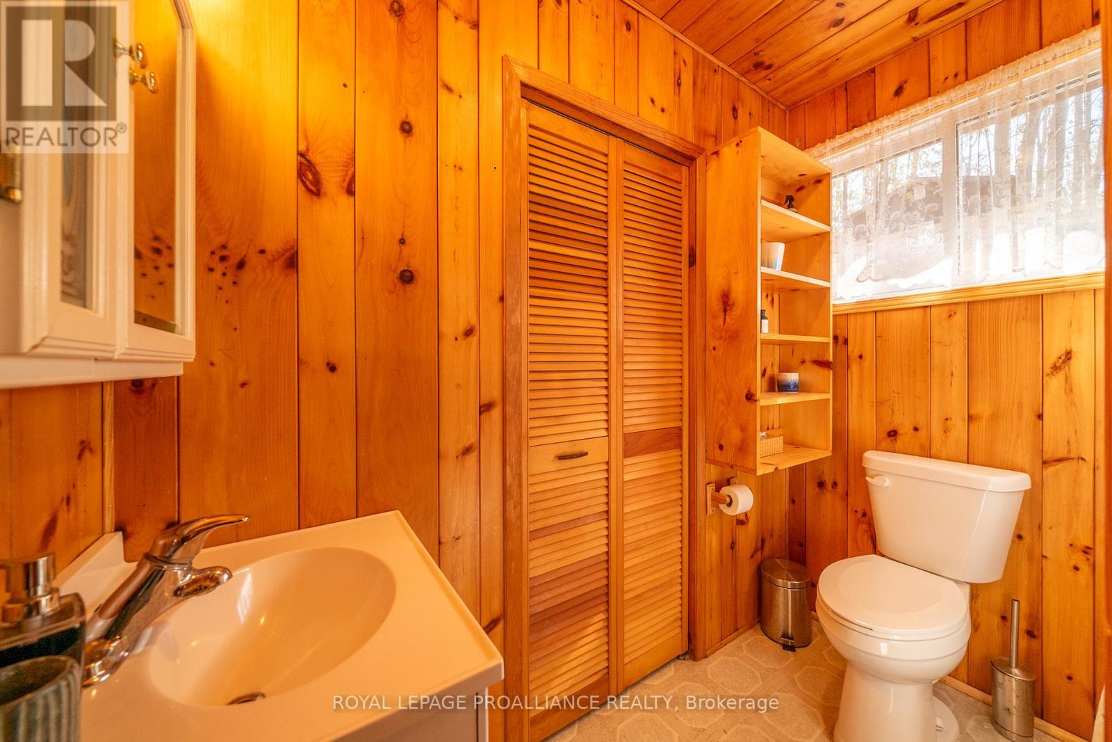 1045 Wheatley Lane, North Frontenac, Ontario  K0H 1K0 - Photo 33 - X12101462