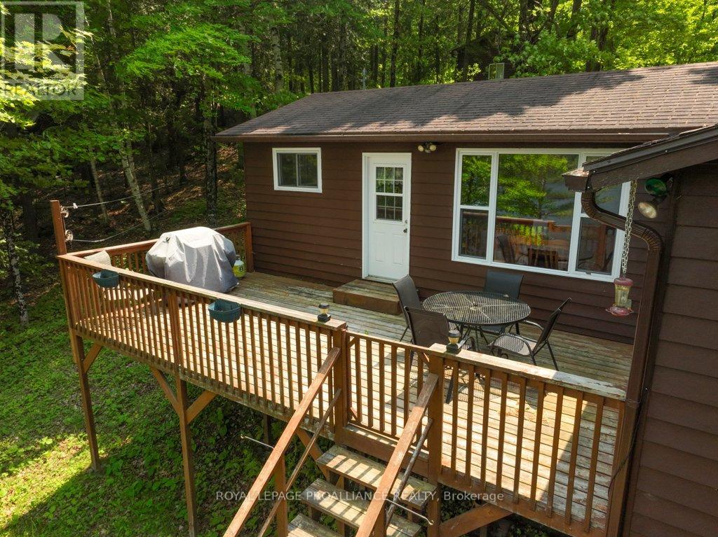 1045 Wheatley Lane, North Frontenac, Ontario  K0H 1K0 - Photo 44 - X12101462