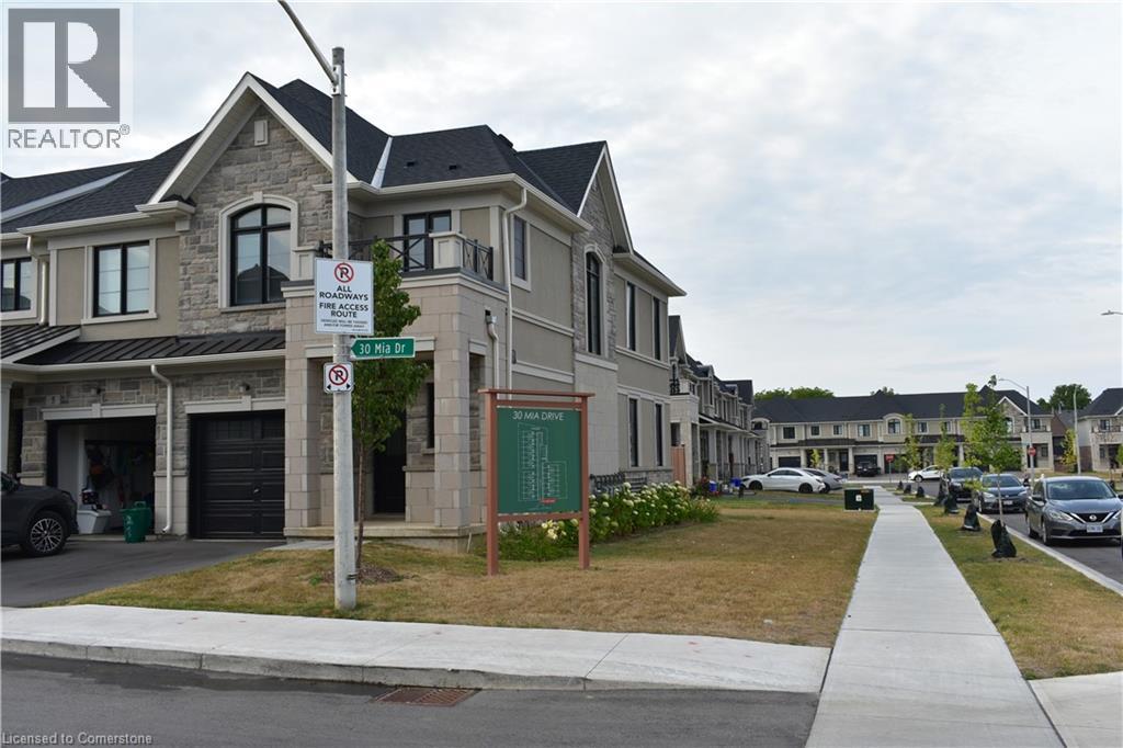 30 Mia Drive Unit# 6, Hamilton, Ontario  L9B 0K1 - Photo 2 - 40751382