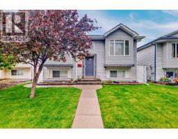 210 Uplands Boulevard N Uplands, Lethbridge, Ca