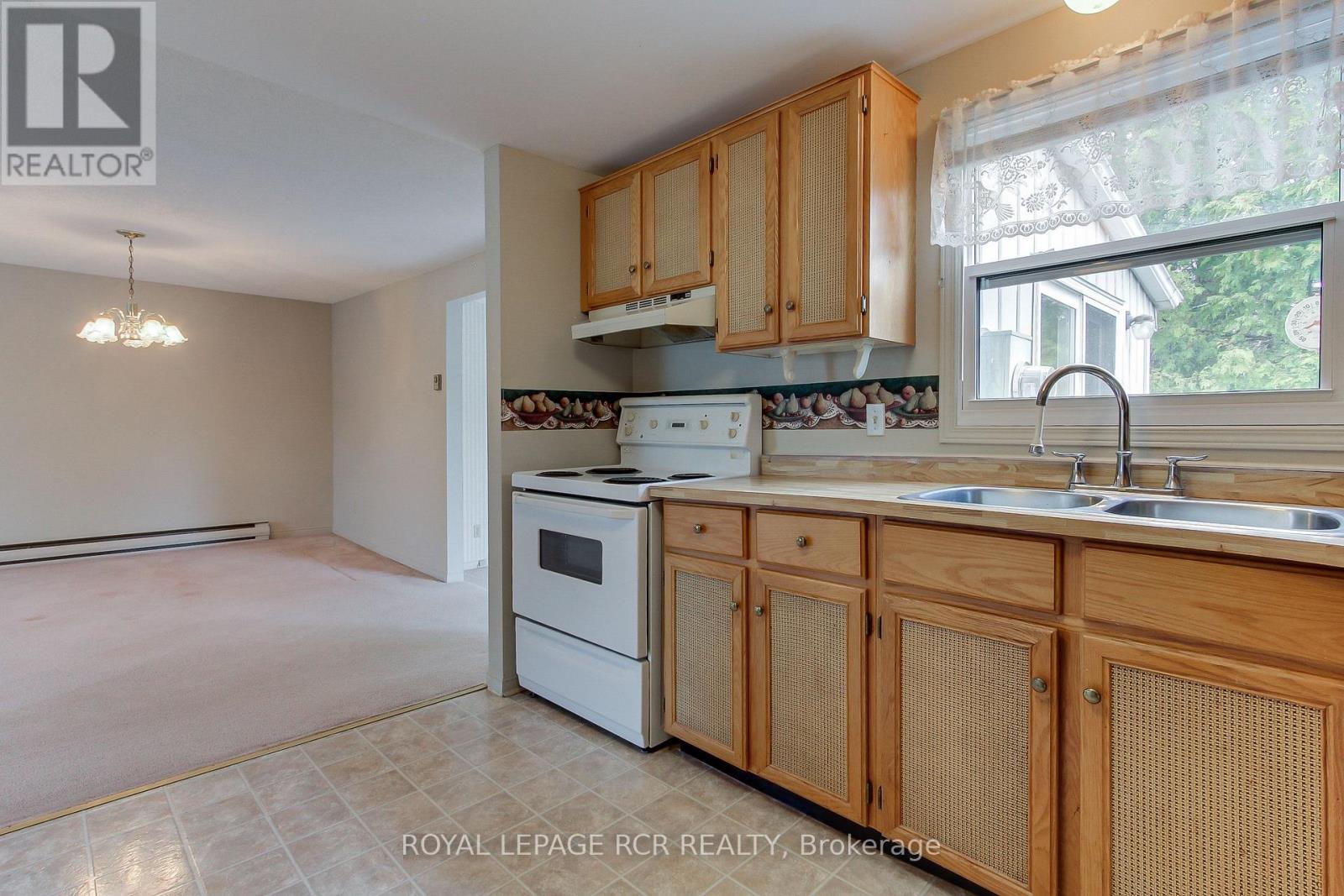 8 Carmans Cove, Innisfil, Ontario  L9S 1R9 - Photo 24 - N12334966
