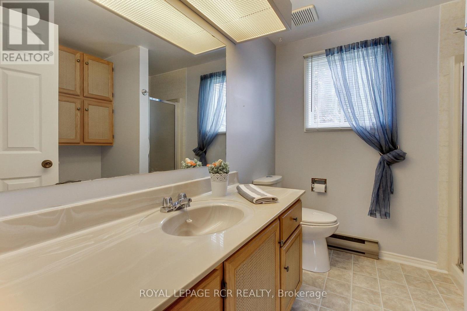 8 Carmans Cove, Innisfil, Ontario  L9S 1R9 - Photo 32 - N12334966