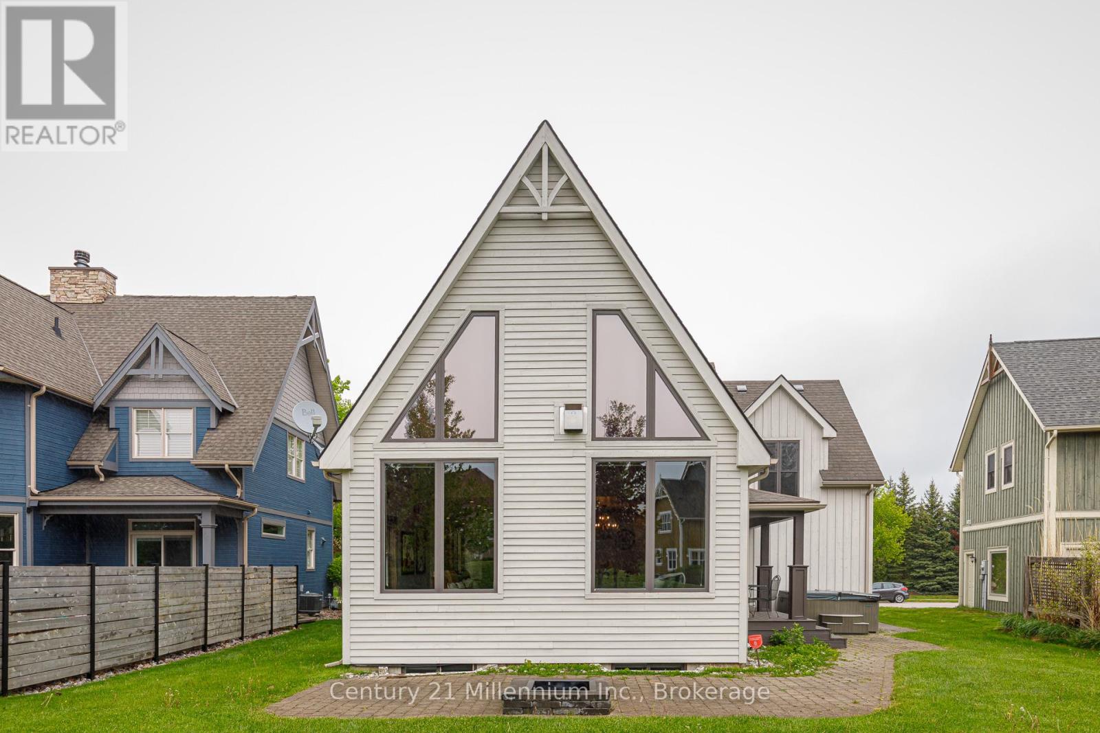 159 Snowbridge Way, Blue Mountains, Ontario  L9Y 0V1 - Photo 41 - X12332796