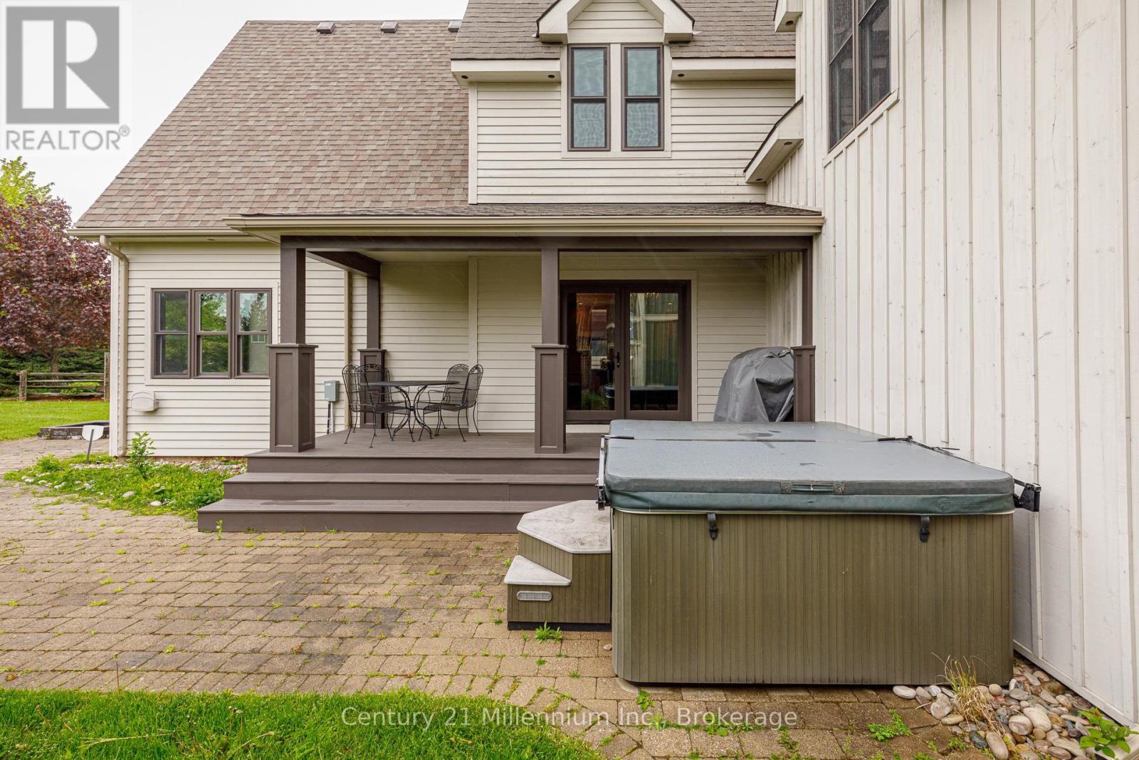 159 Snowbridge Way, Blue Mountains, Ontario  L9Y 0V1 - Photo 43 - X12332796