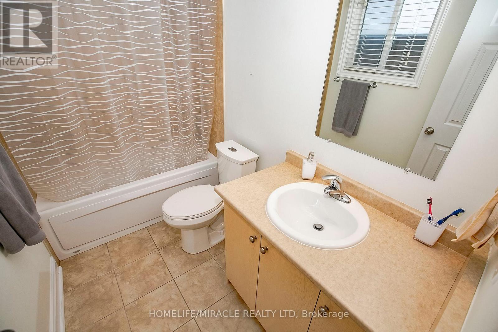 25 Oaklea Boulevard, Brampton, Ontario  L6Y 4H7 - Photo 37 - W12334990