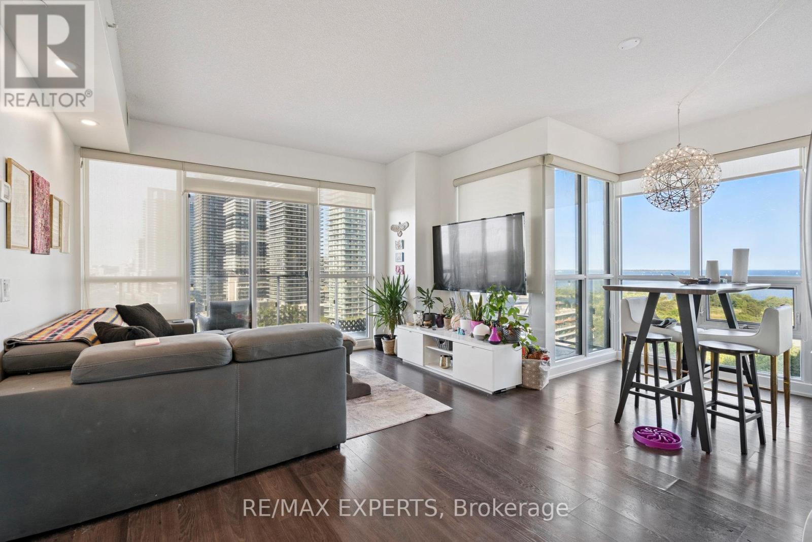 1809 - 2200 Lake Shore Boulevard W, Toronto, Ontario  M8V 1A4 - Photo 10 - W12335004