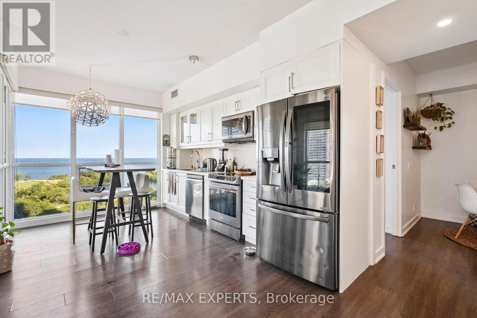 1809 - 2200 Lake Shore Boulevard W, Toronto, Ontario  M8V 1A4 - Photo 11 - W12335004