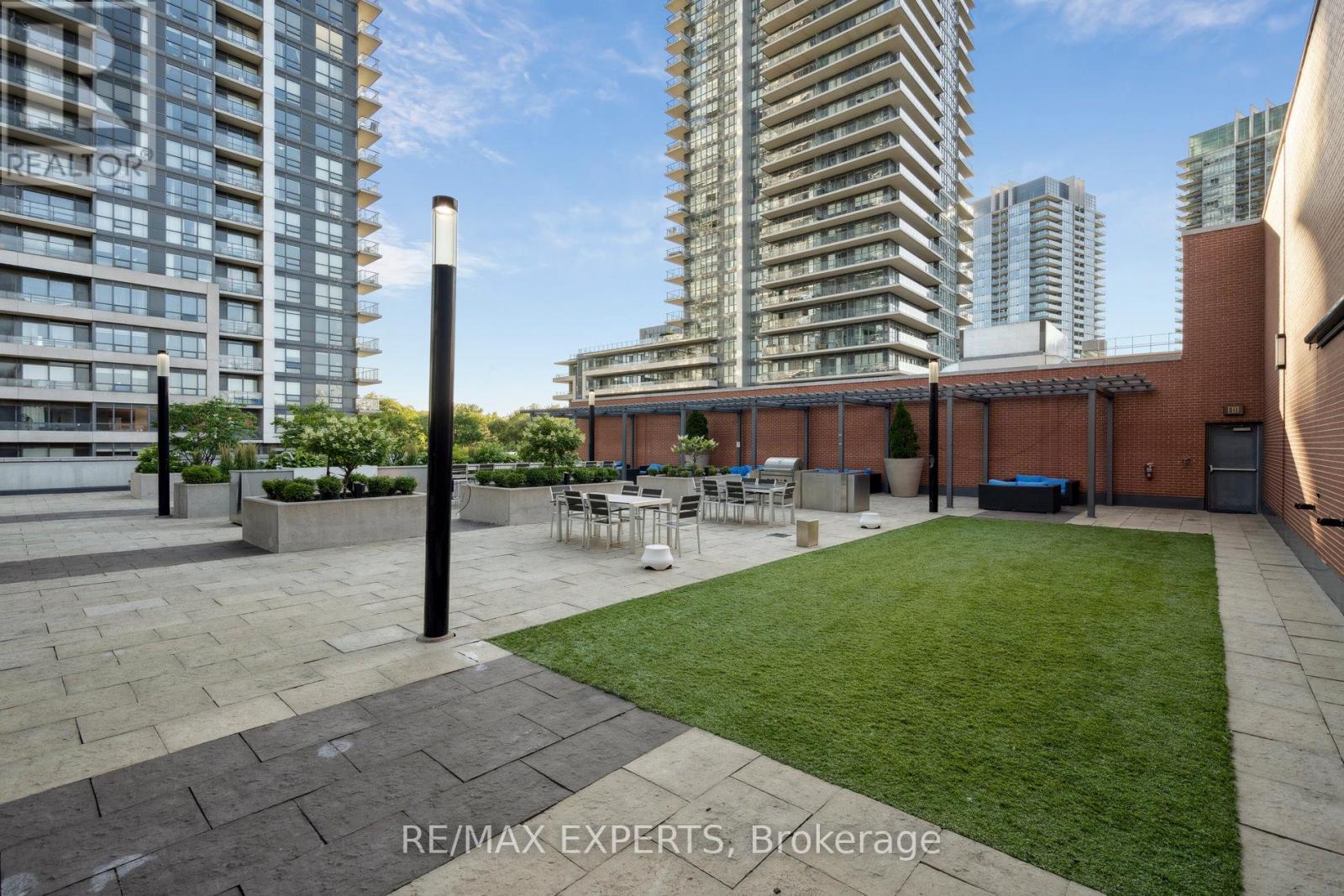 1809 - 2200 Lake Shore Boulevard W, Toronto, Ontario  M8V 1A4 - Photo 39 - W12335004