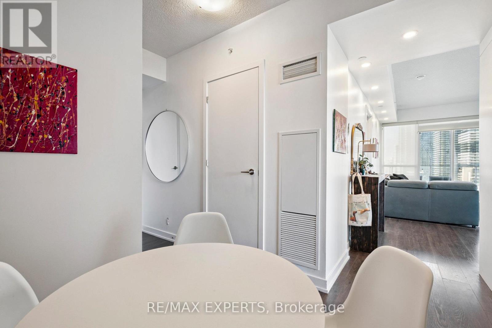 1809 - 2200 Lake Shore Boulevard W, Toronto, Ontario  M8V 1A4 - Photo 9 - W12335004