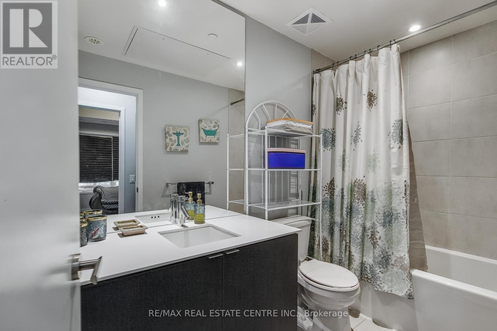 209 - 5035 Harvard Road, Mississauga, Ontario  L5M 0W7 - Photo 15 - W12335016
