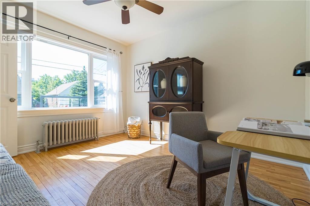 Property at 116 FIRST Street N image 4