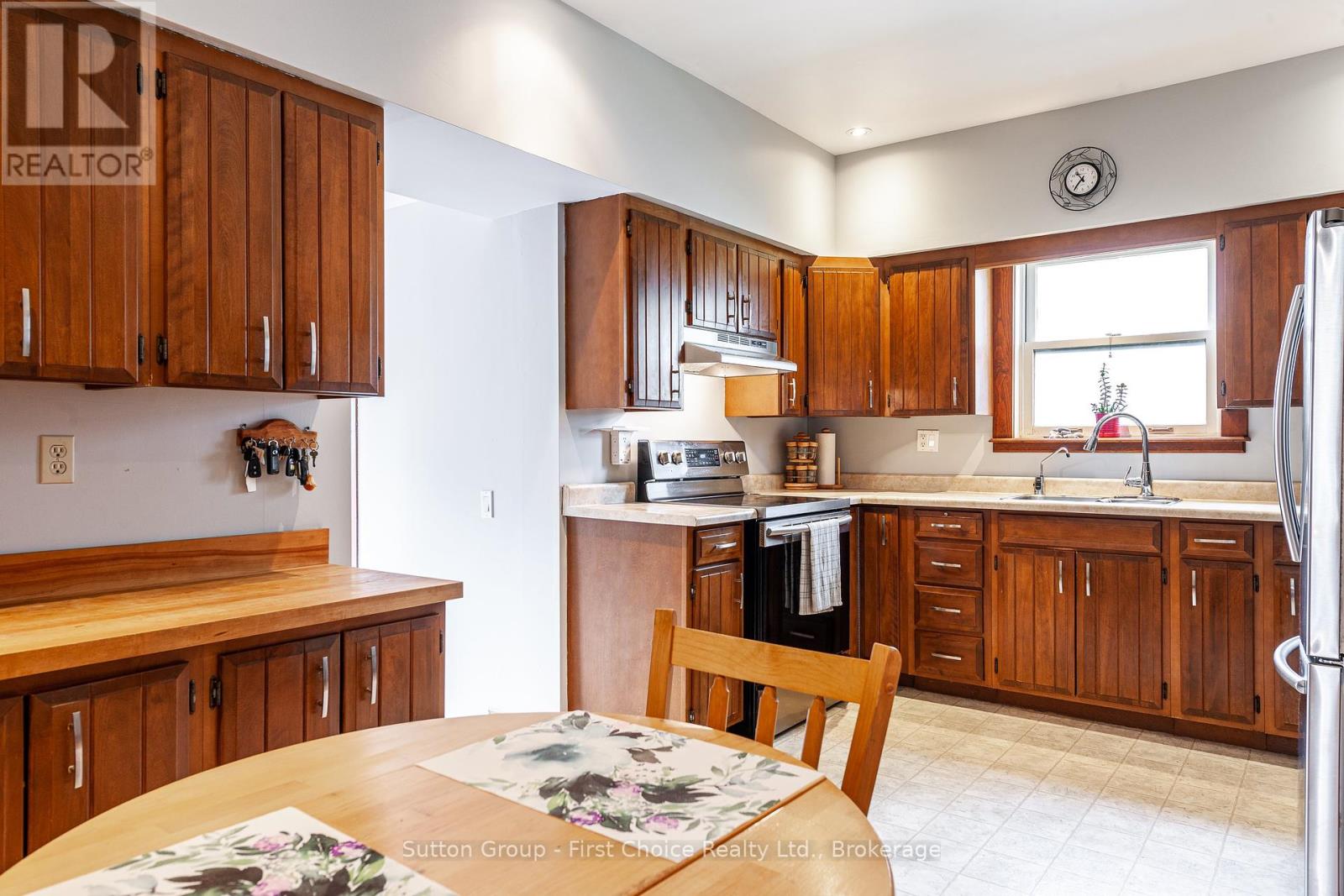 135 St. David Street N, West Perth, Ontario  N0K 1N0 - Photo 23 - X12161254