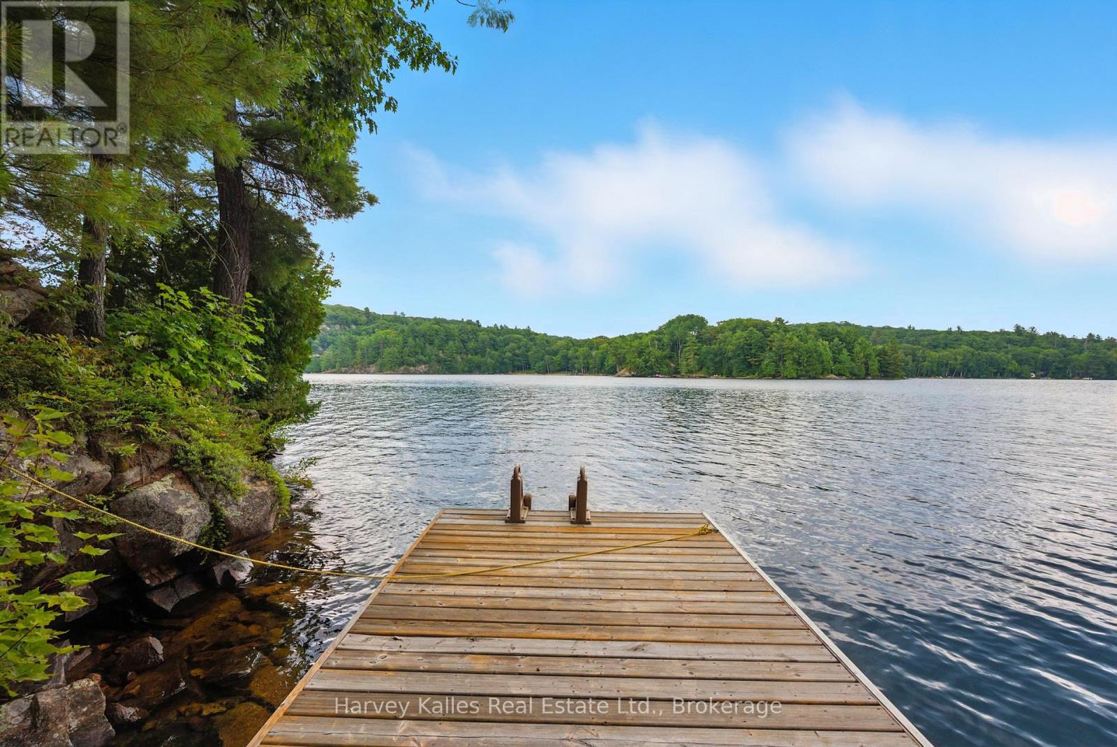25 Clifton Island, Muskoka Lakes, Ontario  P0B 1M0 - Photo 10 - X12334593