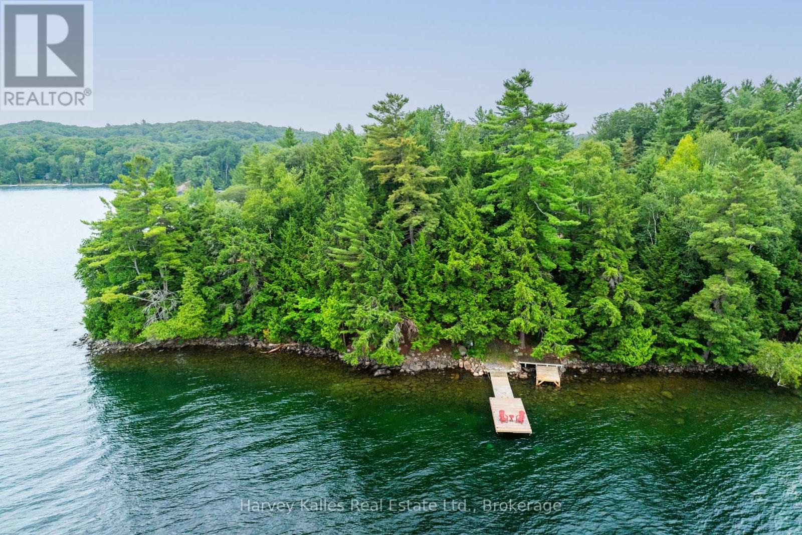 25 Clifton Island, Muskoka Lakes, Ontario  P0B 1M0 - Photo 6 - X12334593