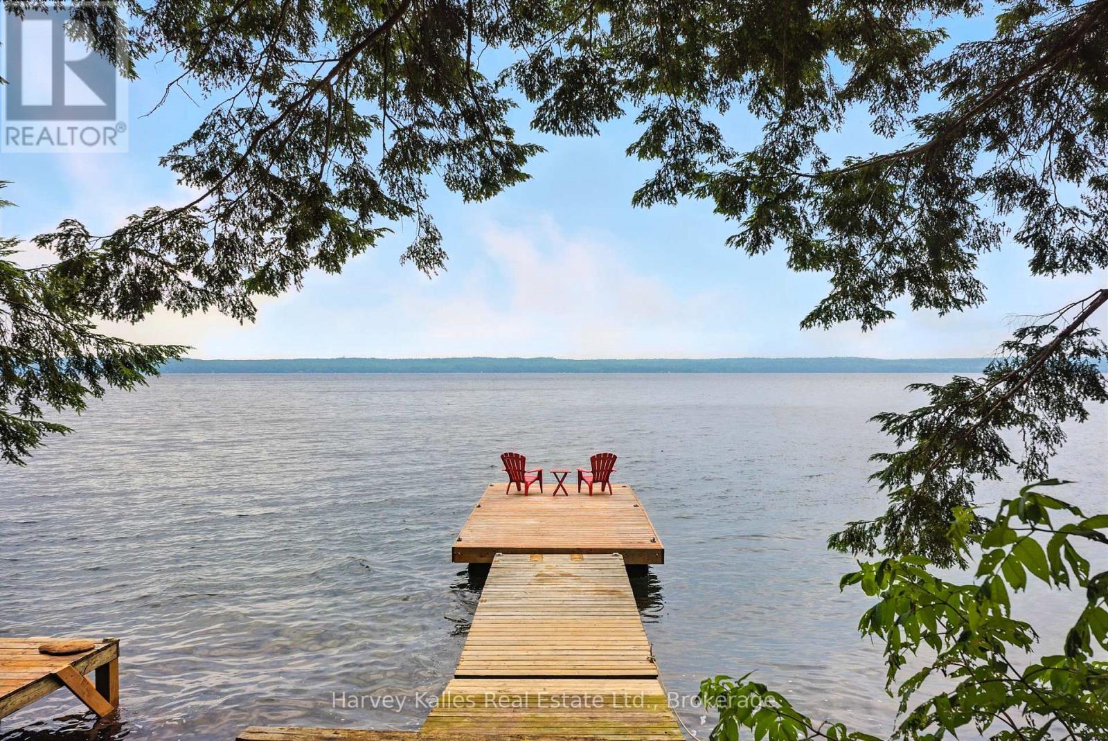 25 Clifton Island, Muskoka Lakes, Ontario  P0B 1M0 - Photo 9 - X12334593