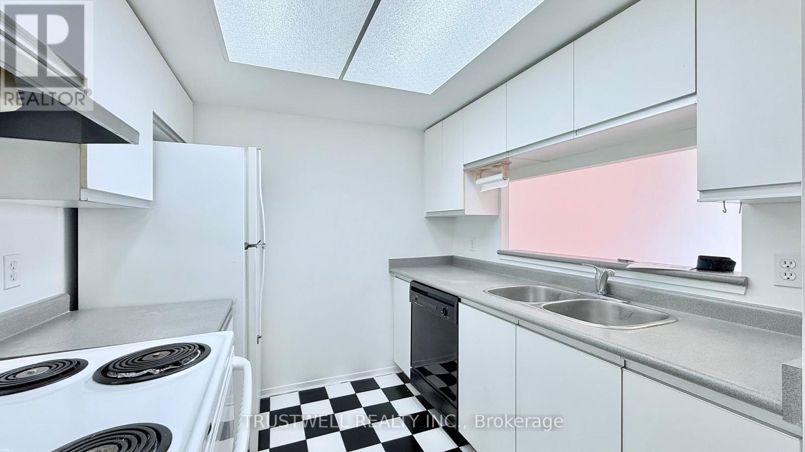 909 - 1470 Midland Avenue, Toronto, Ontario  M1P 4Z4 - Photo 4 - E12335033