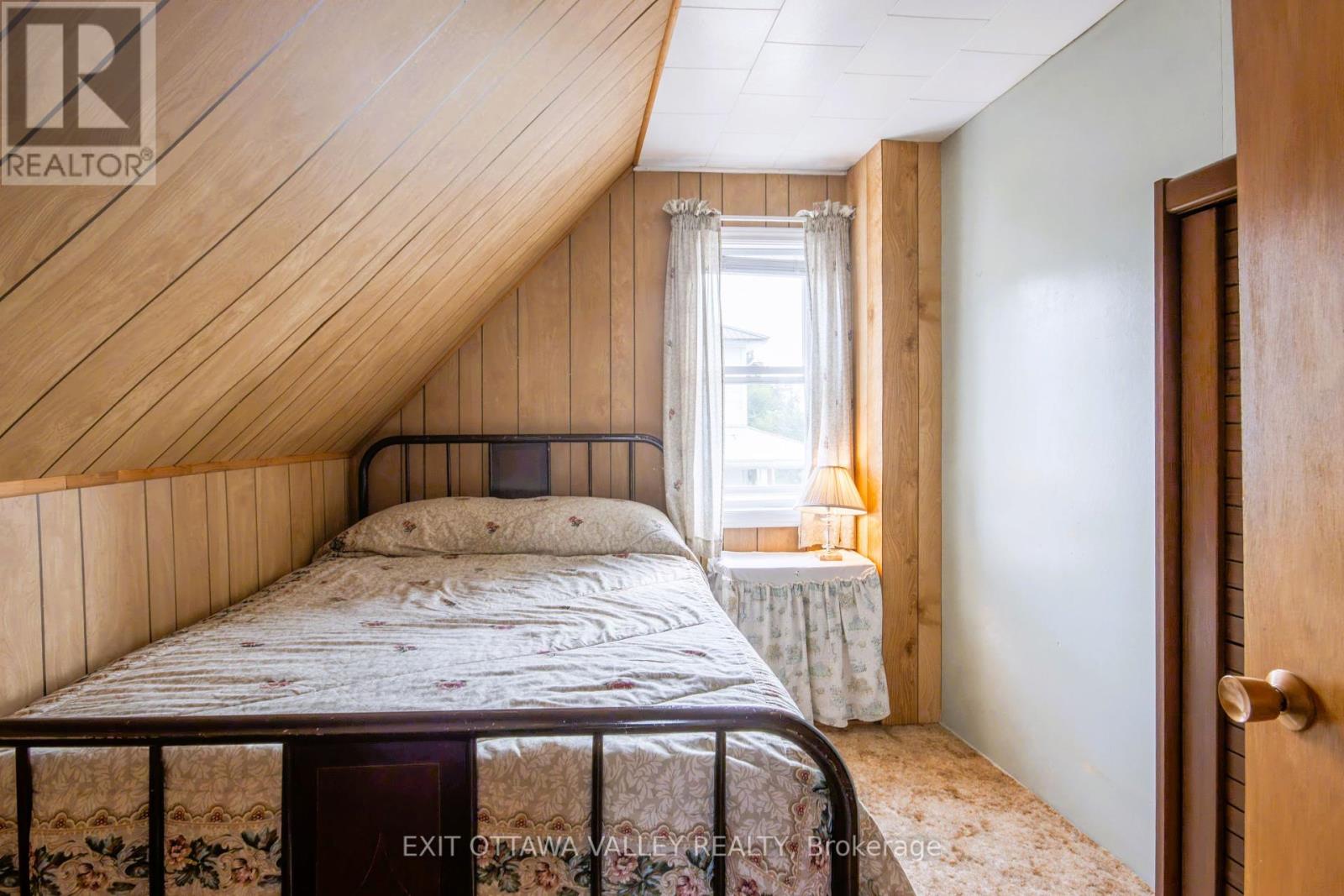 53 Burchat Street, Madawaska Valley, Ontario  K0J 2N0 - Photo 30 - X12335063