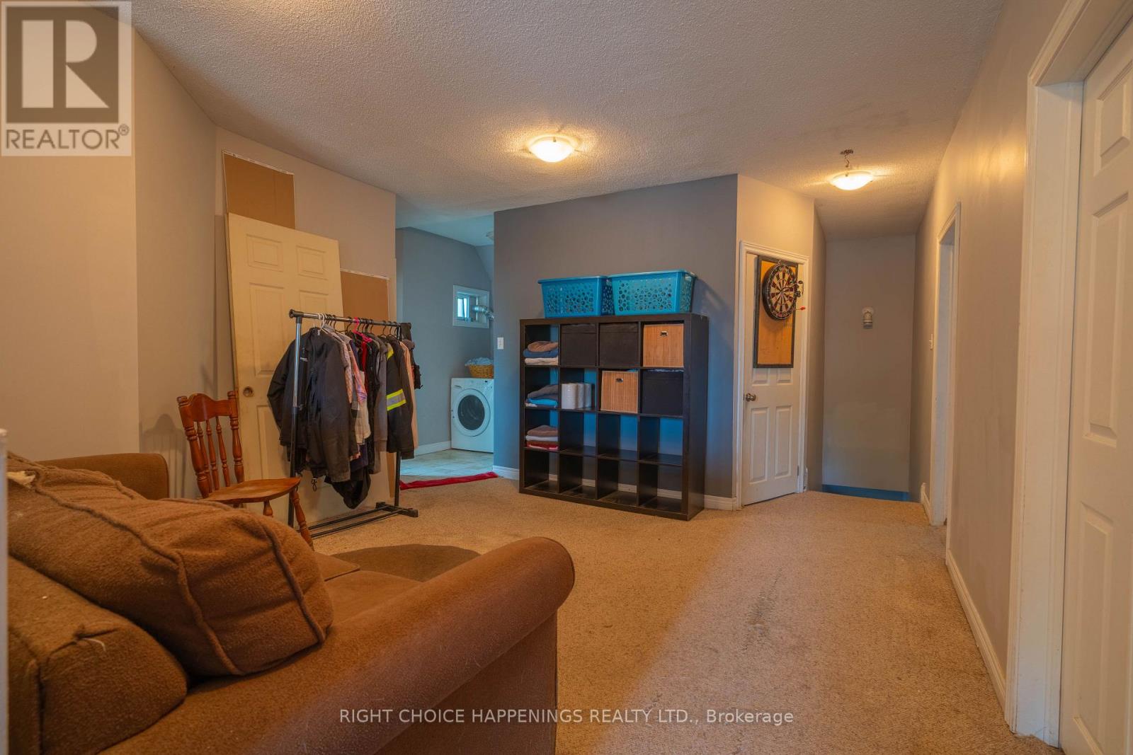 110 Alder Street W, Haldimand, Ontario  N1A 1R1 - Photo 11 - X12335096