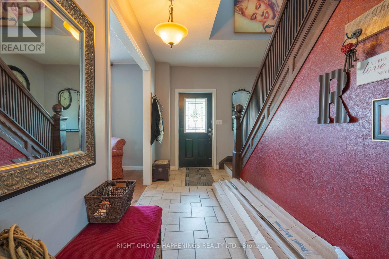 Property at 110 ALDER STREET W image 3