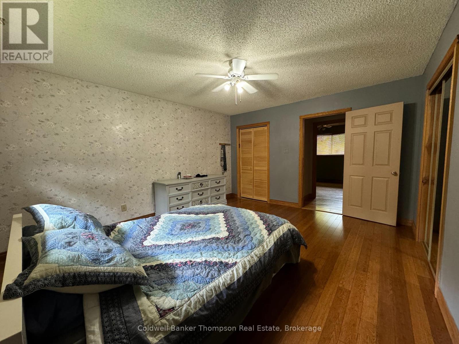 2551 Brunel Road, Huntsville, Ontario  P1H 2J3 - Photo 10 - X12335094
