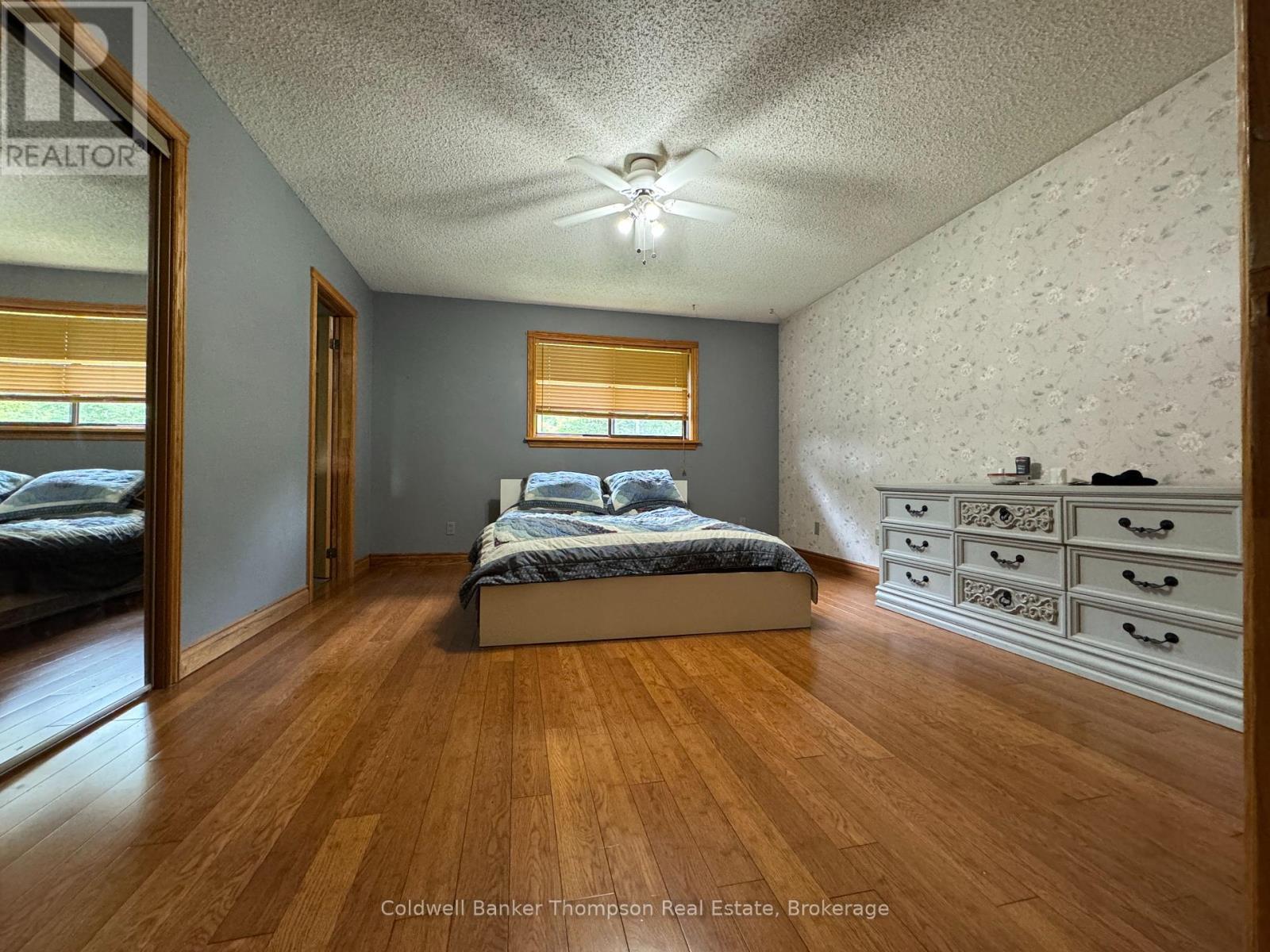 2551 Brunel Road, Huntsville, Ontario  P1H 2J3 - Photo 11 - X12335094