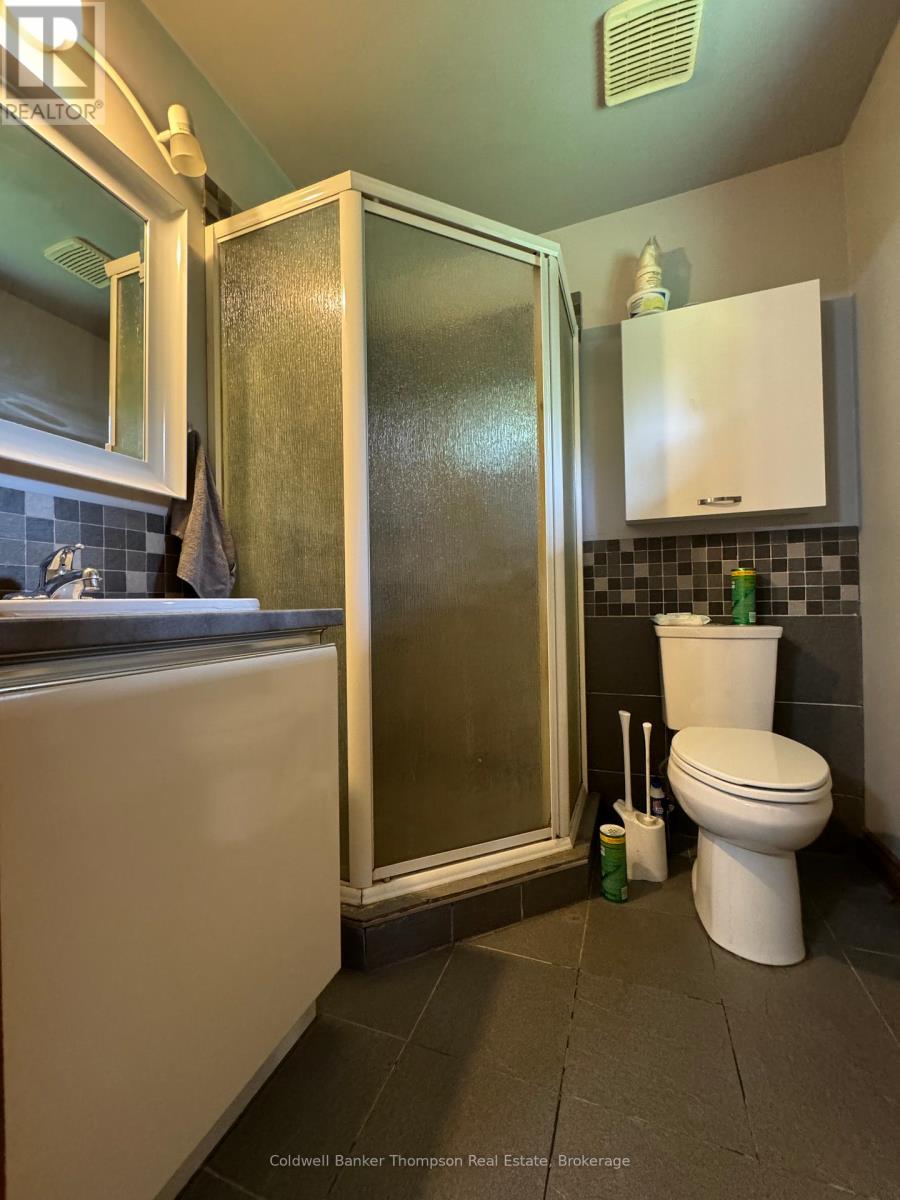 2551 Brunel Road, Huntsville, Ontario  P1H 2J3 - Photo 12 - X12335094