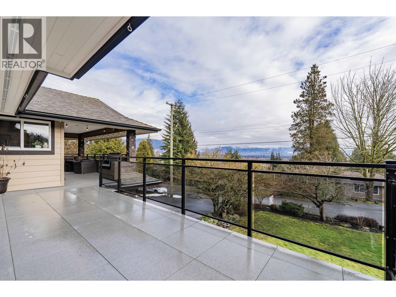 3072 Lazy A Avenue, Coquitlam, British Columbia  V3C 3N9 - Photo 33 - R3033773