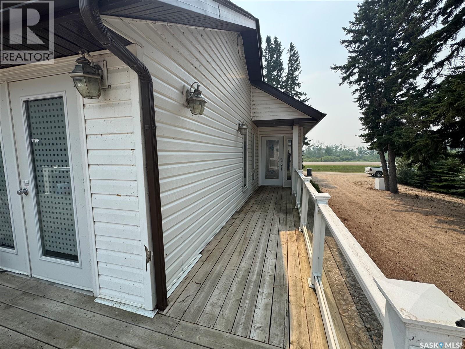 224 Service Road W, Norquay, Saskatchewan  S0A 2V0 - Photo 3 - SK015183