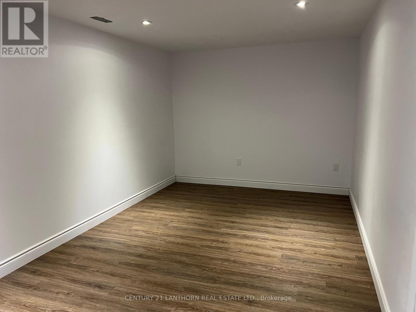 64 Markland Avenue, Prince Edward County, Ontario  K0K 2T0 - Photo 22 - X12000945