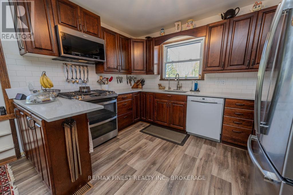 265 Dundas Street W, Greater Napanee, Ontario  K7R 2B2 - Photo 15 - X12256970