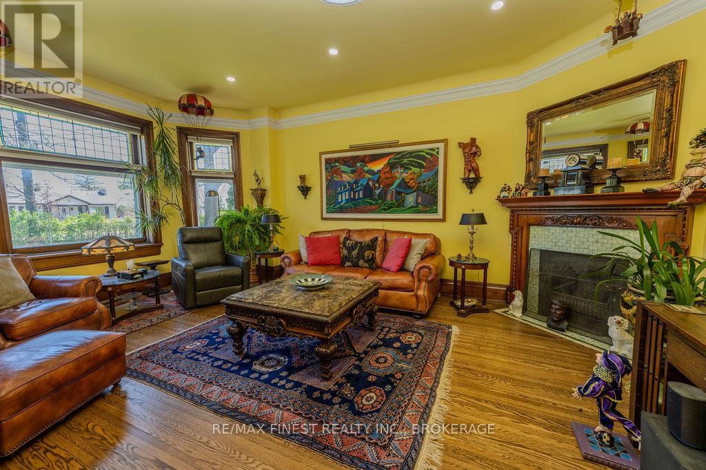265 Dundas Street W, Greater Napanee, Ontario  K7R 2B2 - Photo 3 - X12256970