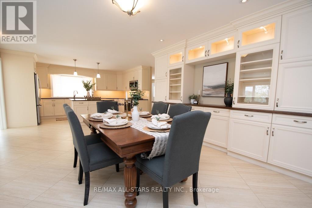 13540 Highway 35, Minden Hills, Ontario  K0M 2K0 - Photo 15 - X12335124