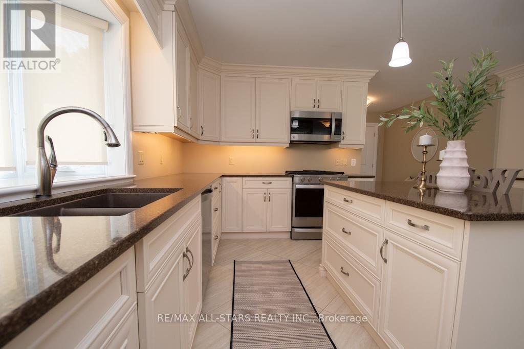 13540 Highway 35, Minden Hills, Ontario  K0M 2K0 - Photo 19 - X12335124