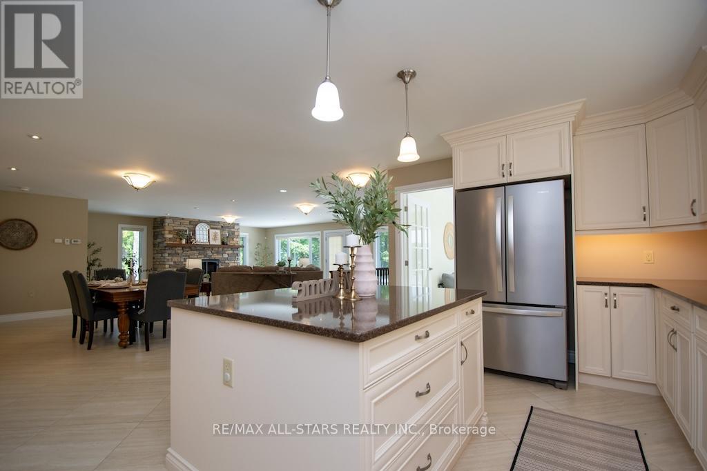 13540 Highway 35, Minden Hills, Ontario  K0M 2K0 - Photo 20 - X12335124