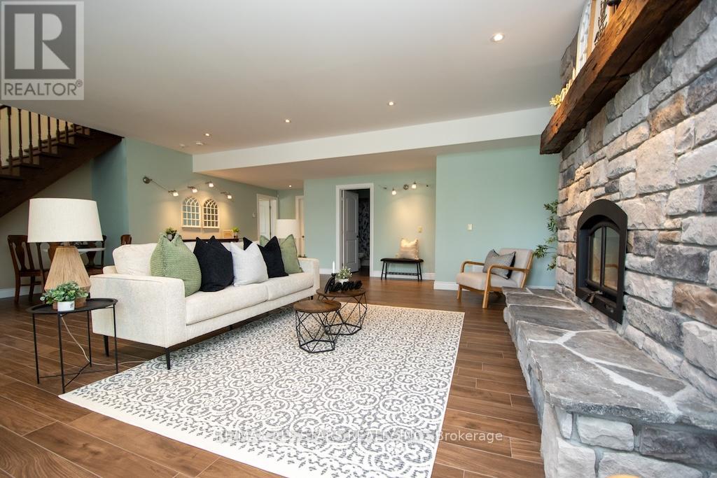 13540 Highway 35, Minden Hills, Ontario  K0M 2K0 - Photo 32 - X12335124