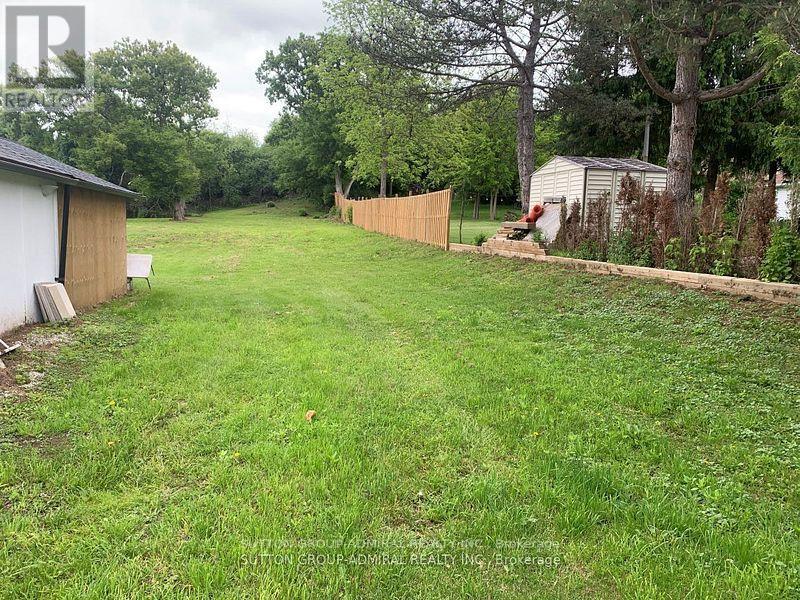 148 Rowntree Mill Road S, Toronto (Humber Summit), Ontario  M9L 1C9 - Photo 13 - W12335087