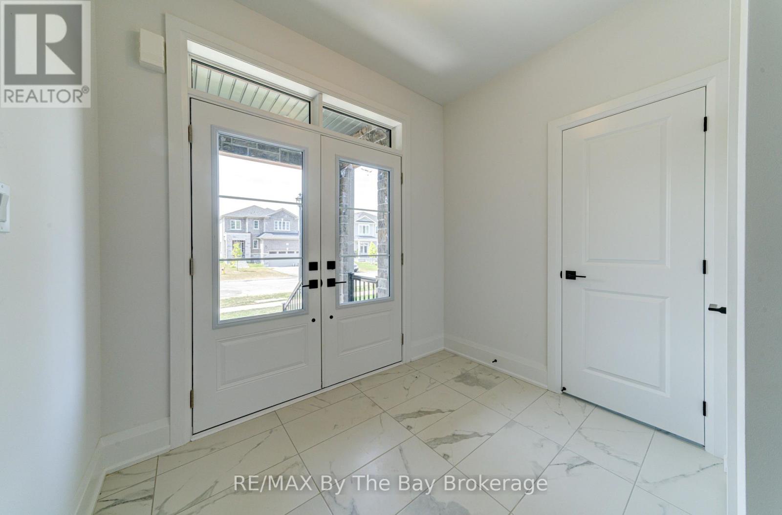 Property at 13 EMERALD STREET image 4