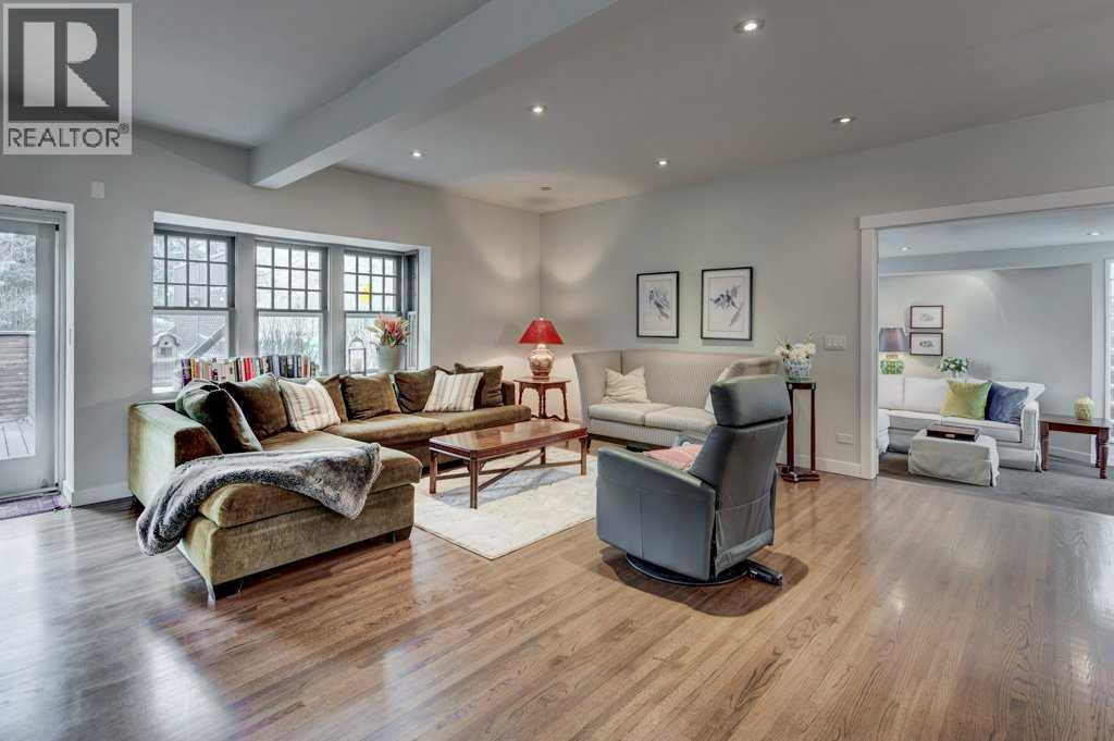 Property at 3012 7 Street SW image 3