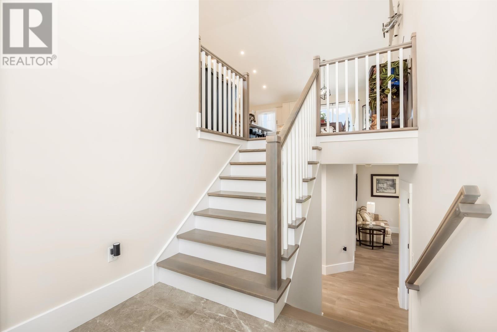 Property at 115 Mill Pond Lane image 4
