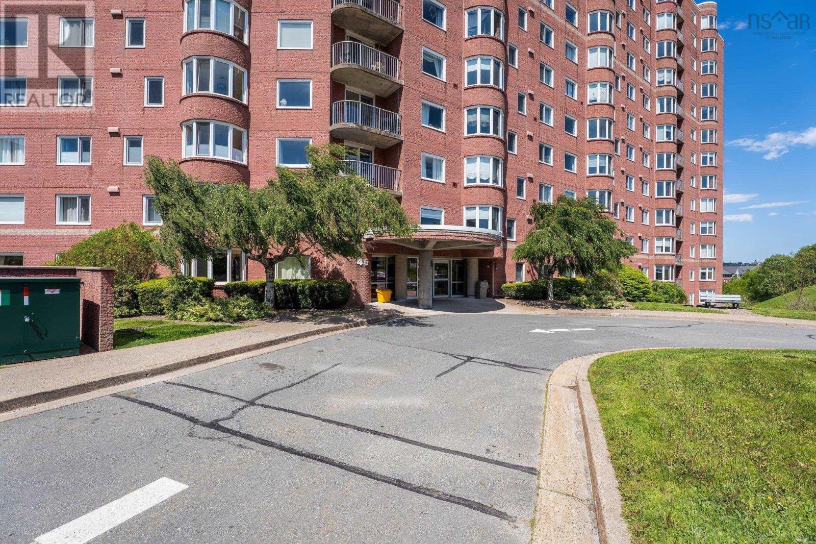 612 45 Vimy Avenue, Halifax, Nova Scotia B3M 4C5 - Photo 1 - 202513023