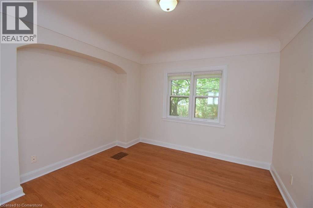 136 Glen Road, Hamilton, Ontario  L8S 3M9 - Photo 11 - 40750762