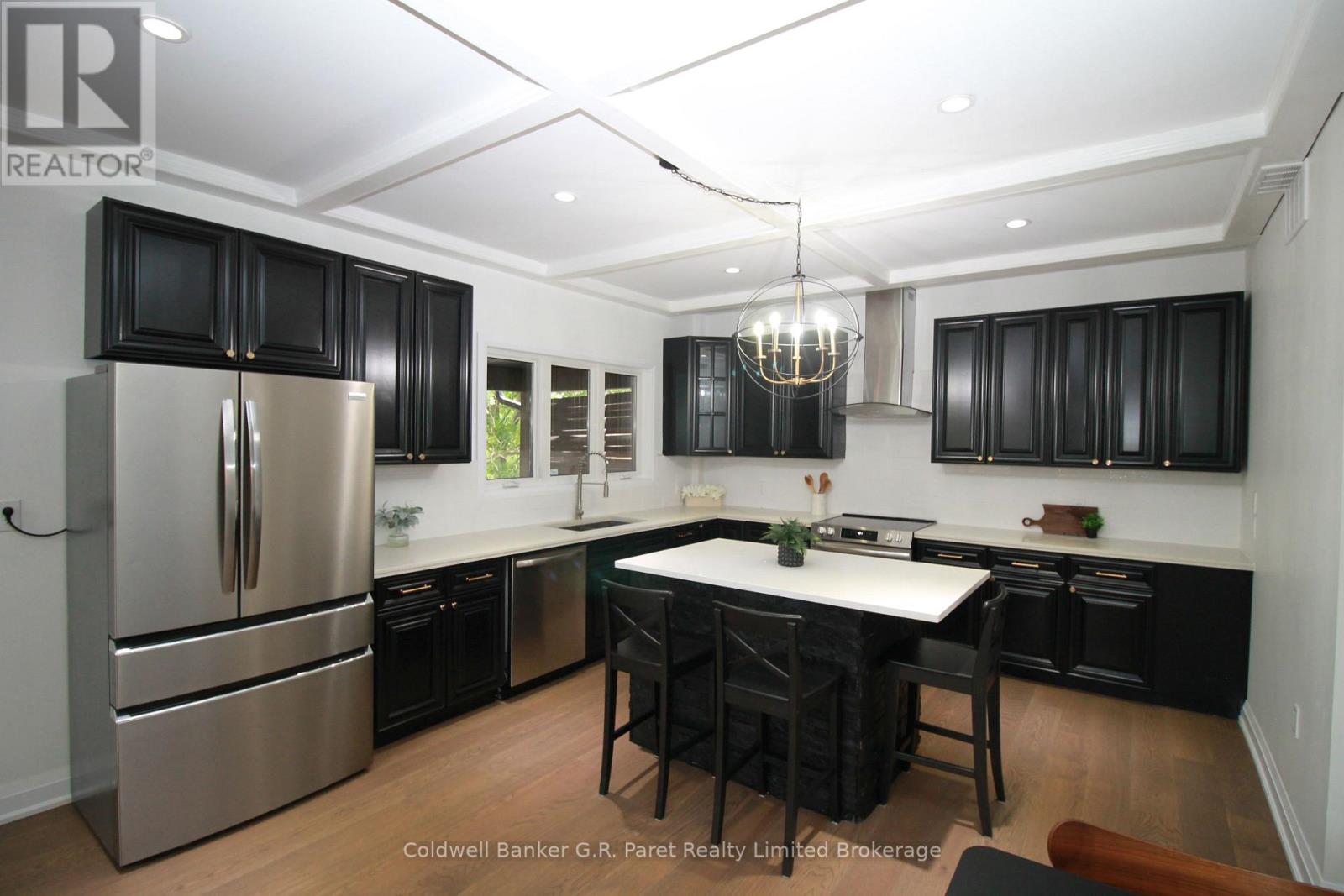 138a Victoria Street, Norfolk, Ontario  N3Y 1L8 - Photo 12 - X12335148